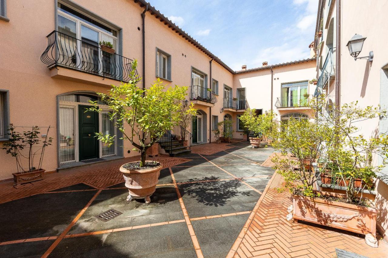 Palazzo Ghibellina By Rental In Florence Florença Exterior foto
